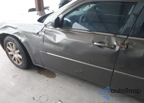 2009 Chrysler 300 Touring z USA, uszkodzony, nr VIN 2C3LA53V99H575287